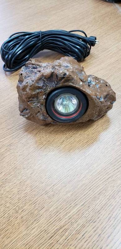 lot 2349 image: Anjon Manufacturing LEDRL 7 Watt LED Rock Light With Transformer