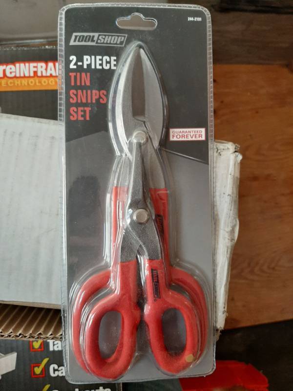 lot 1300 image: 2 piece tin snip set