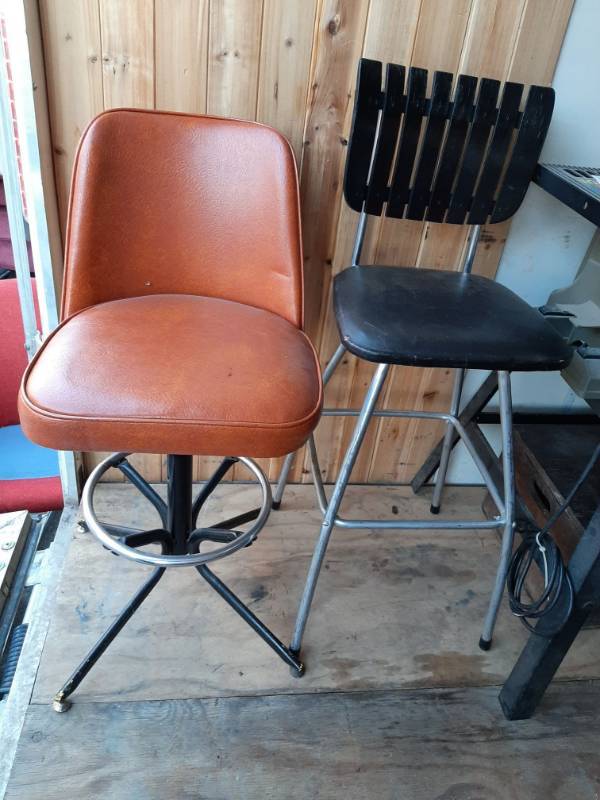lot 1315 image: 2 vintage bar stools - Orange one is adjustable height