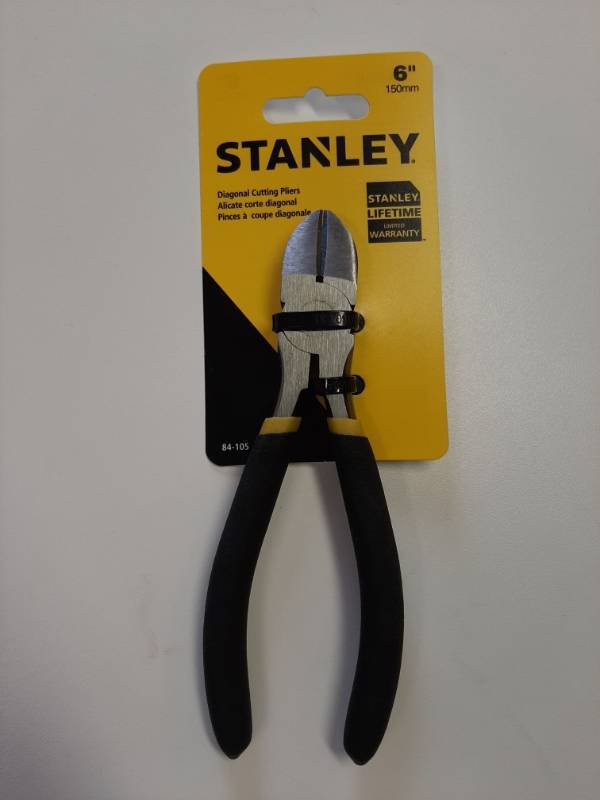 lot 1373 image: Stanley Hand Tools 6 Diagonal Pliers,