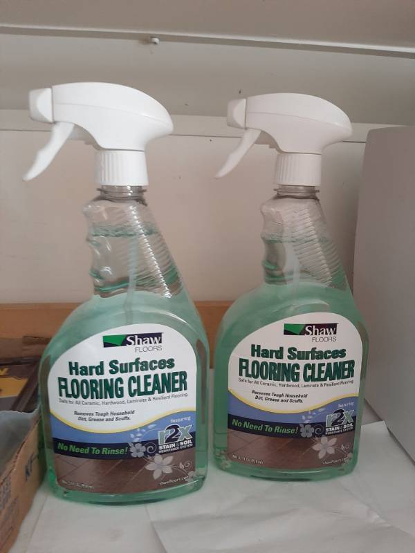 lot 1394 image: (2) Shaw R2X Hard Surfaces Flooring Cleaner - 32oz Spray Bottle