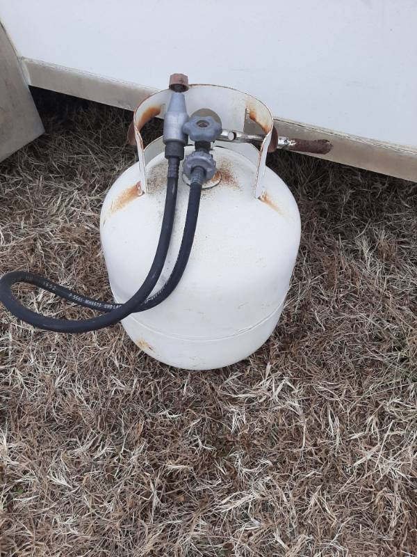 lot 1399 image: Tank - feels full