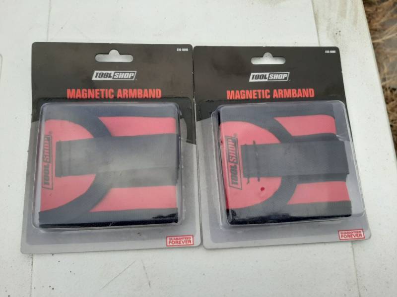 lot 1413 image: (2) Tool Shop Magnetic Tool Holder, Armband,