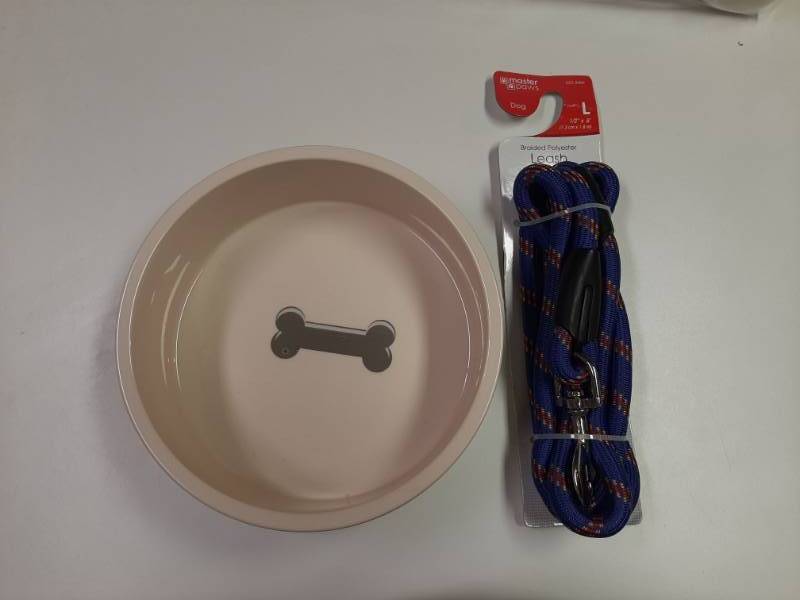 lot 1439 image: 57.5 Oz Ceramic Pet Bowl and 6 Foot Extra Strong Braided Nylon Dog Leash - For Dogs Up To 110 Pounds - Blue
