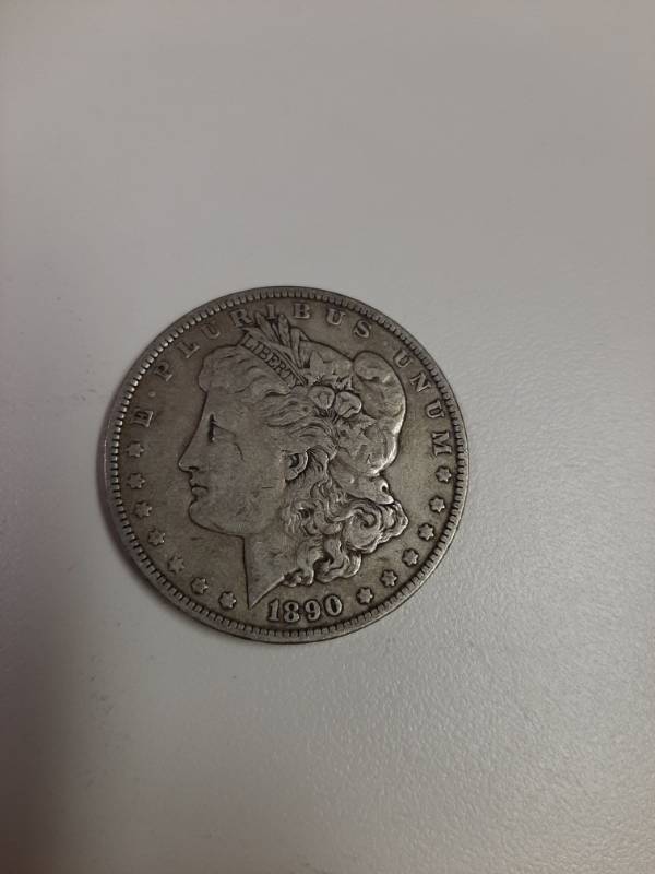 lot 1440 image: 1890 Morgan silver dollar