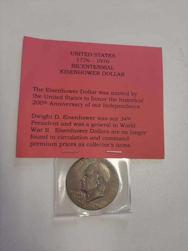 lot 1523 image: Bicentennial Eisenhower dollar
