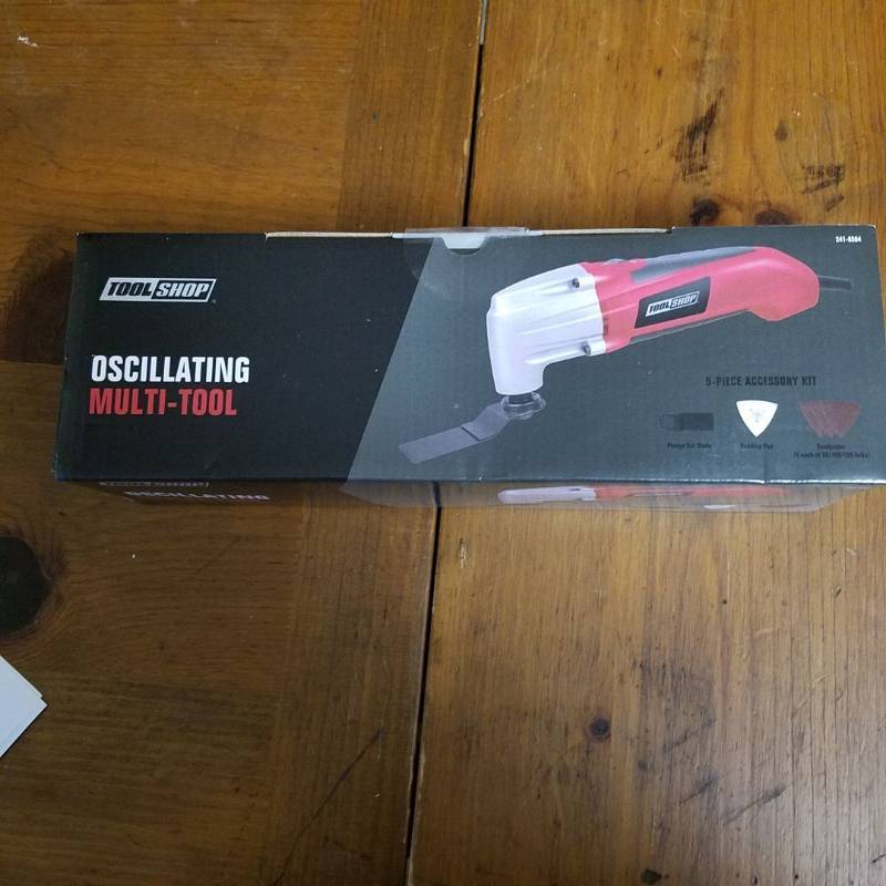 lot 3830 image: Tool Shop 1.6-amp Corded Oscillating Multi-tool
