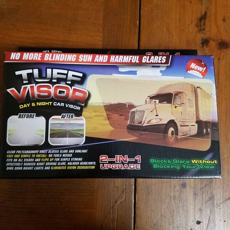 lot 3853 image: Tuff visor day and night car visor