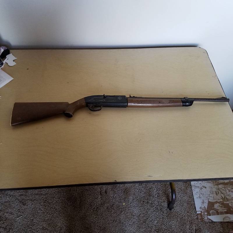 lot 6291 image: Crosman 2100 classic .177 caliber pellet BB repeater
