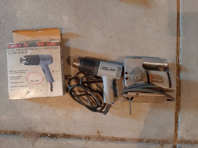lot 1557 image: Heat gun and jigsaw