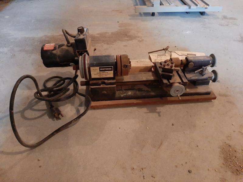 lot 1558 image: Craftsman 3 lathe