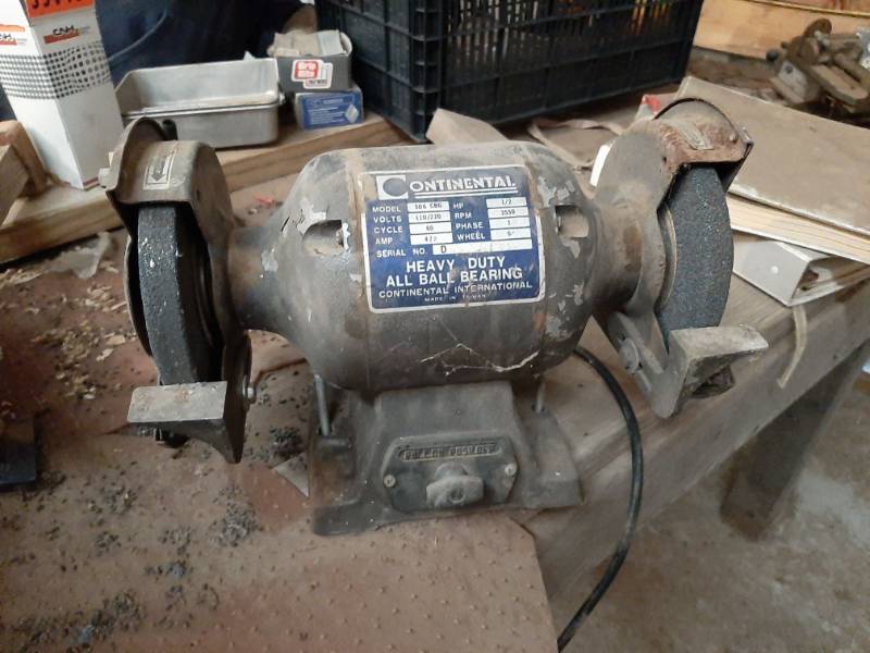 lot 1562 image: Continental 6 bench grinder