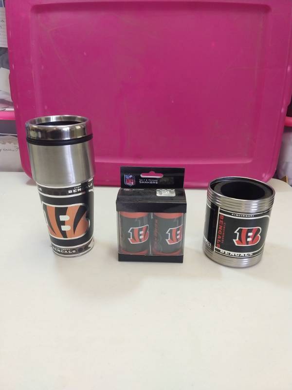 lot 2510 image: Cincinnati Bengals 3-piece gift set