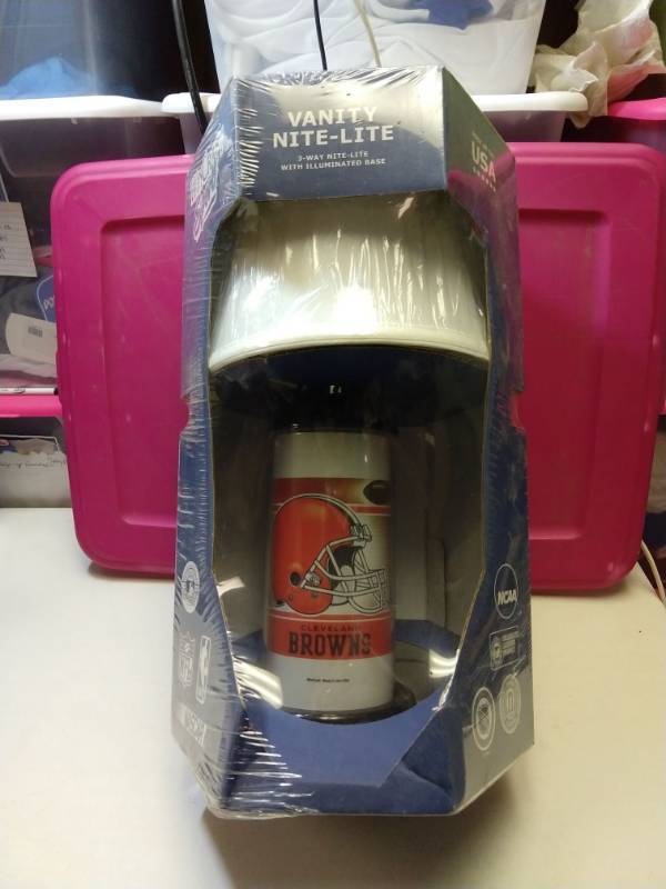 lot 2568 image: Cleveland Browns vanity night light
