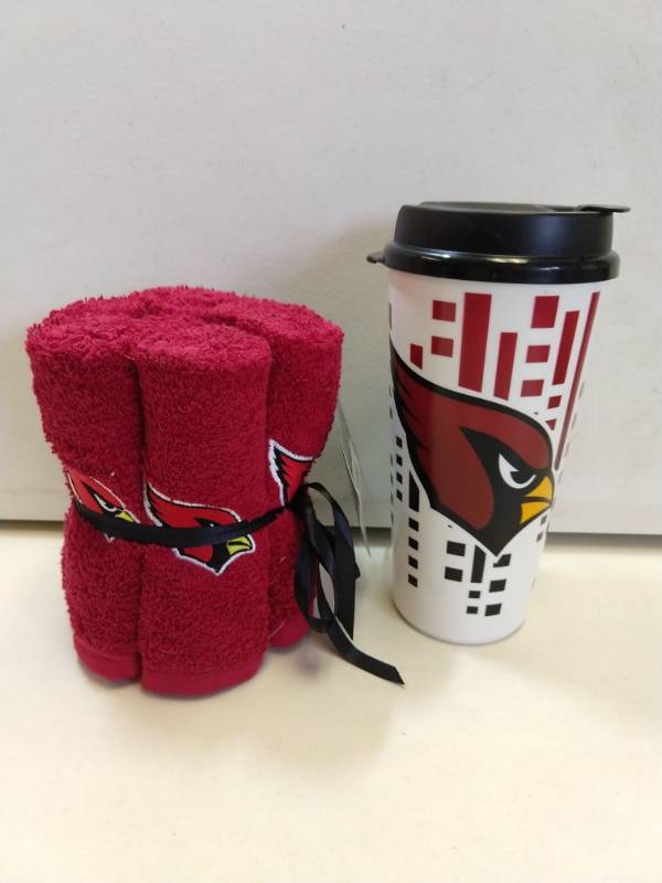 lot 2628 image: Arizona Cardinals 2-piece gift set