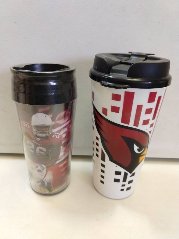 lot 2629 image: Arizona Cardinals 2-piece gift set