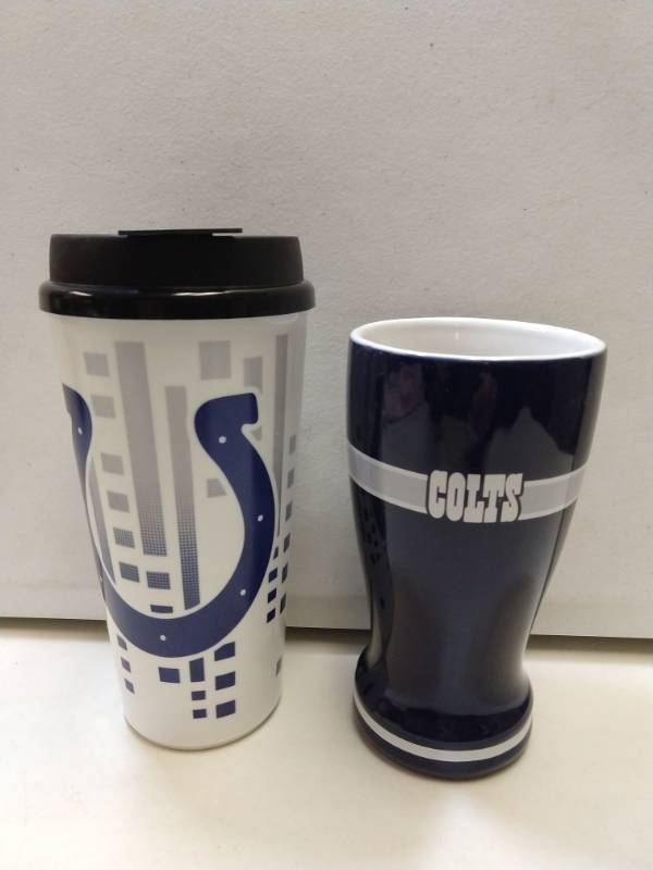 lot 2665 image: Indianapolis colts 2 piece gift set