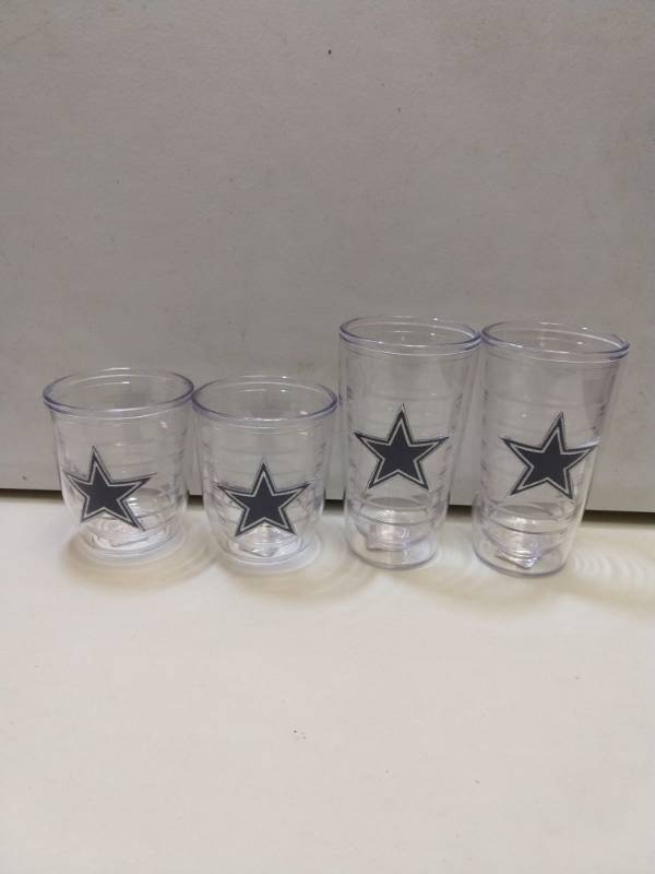 lot 2681 image: Dallas Cowboys 4-Piece gift set