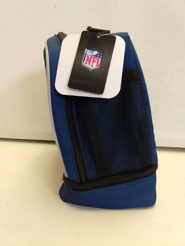 lot 2695 image: Dallas Cowboys Spark Lunch Box Cooler