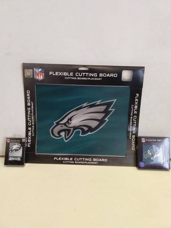 lot 2705 image: Philadelphia eagles 3-piece gift set