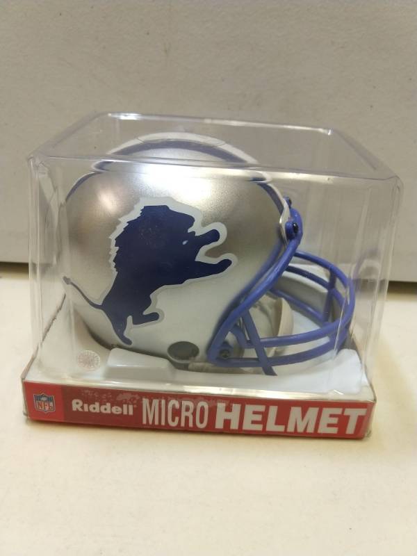 lot 2781 image: Detroit Lions 4 riddell micro helmets