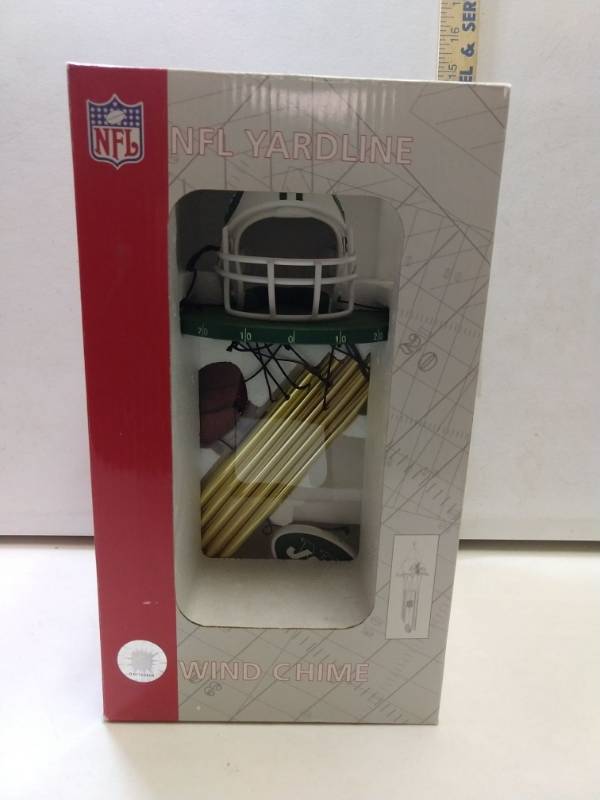 lot 2792 image: New York Jets wind chime