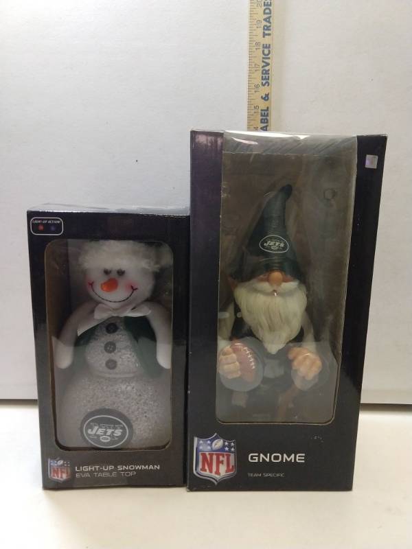 lot 2818 image: New York Jets 2 piece gift set