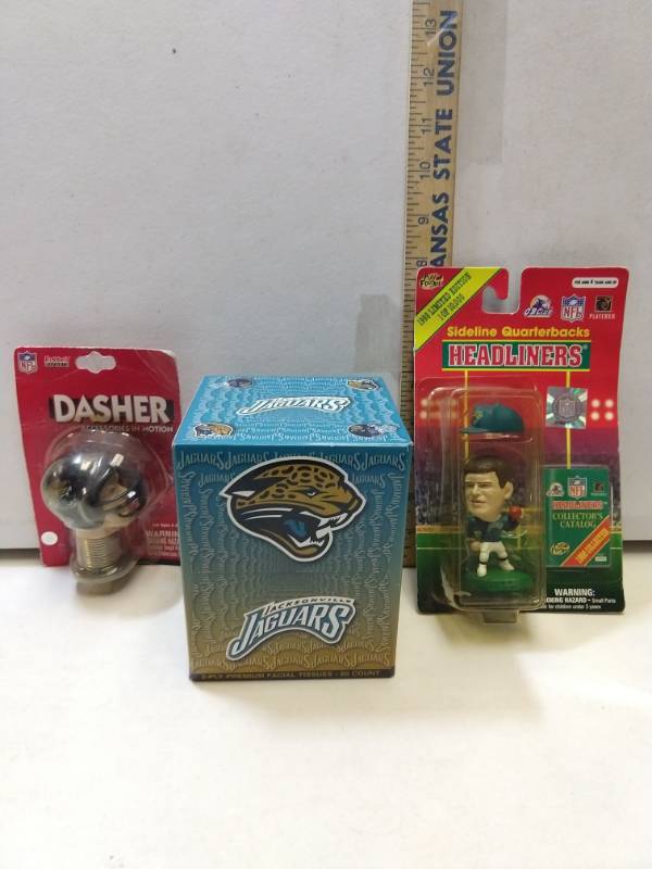 lot 2851 image: Jacksonville jaguars 3-piece gift set