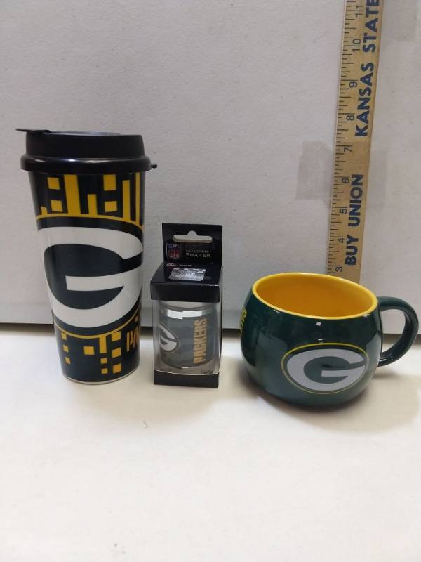 lot 2886 image: Green Bay Packers 3-piece gift set