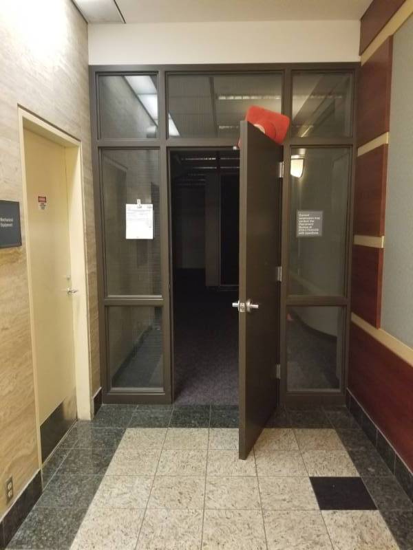 lot 8660 image: Entry Door with Side Lights and Transom Glass