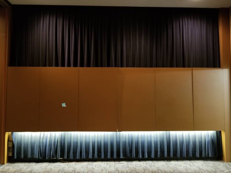 lot 8667 image: White Board Presentation Walls