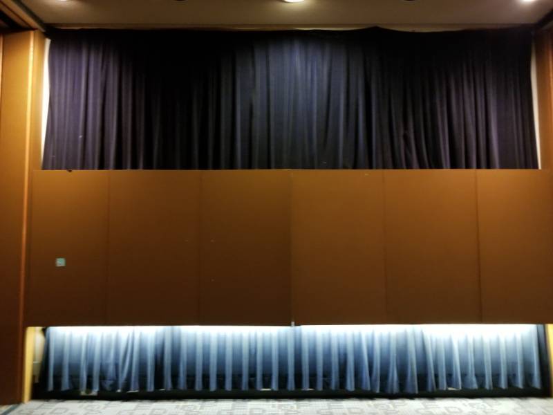 lot 8668 image: White Board Presentation Walls