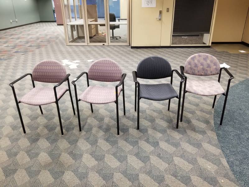 lot 8691 image: Lot of 4 Office Arm Chairs