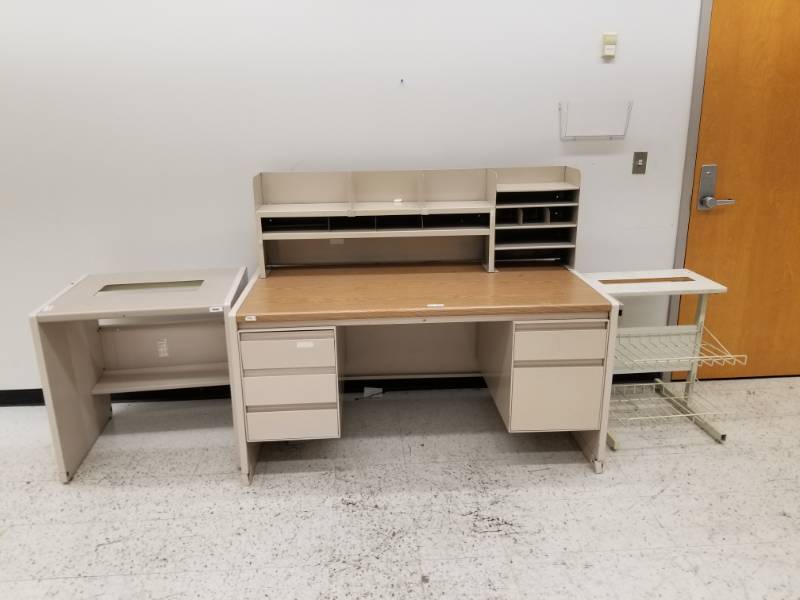 lot 8711 image: Metal Desk, Hutch and Misc Tables