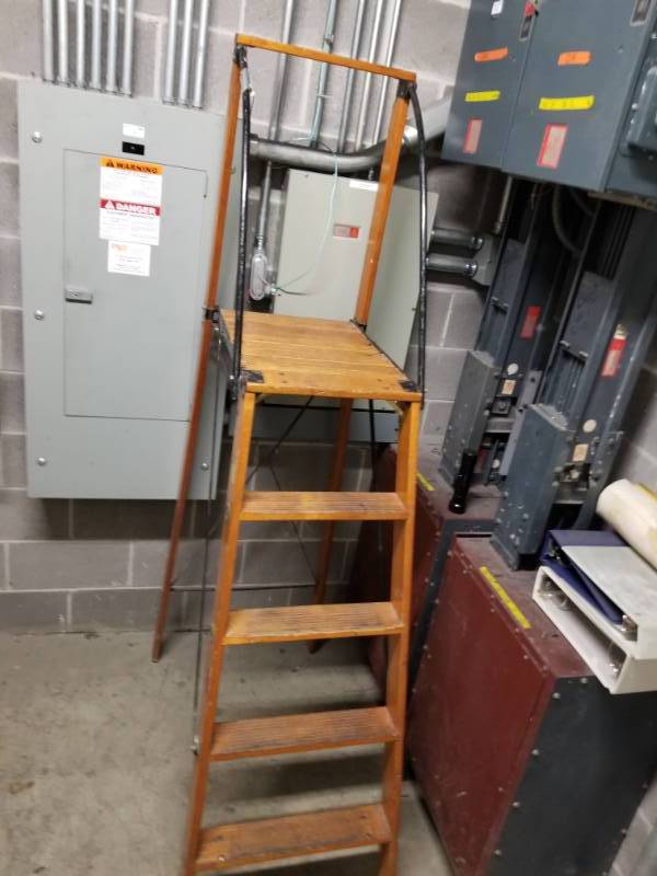 lot 8715 image: Dayton Safety Ladder - Wooden