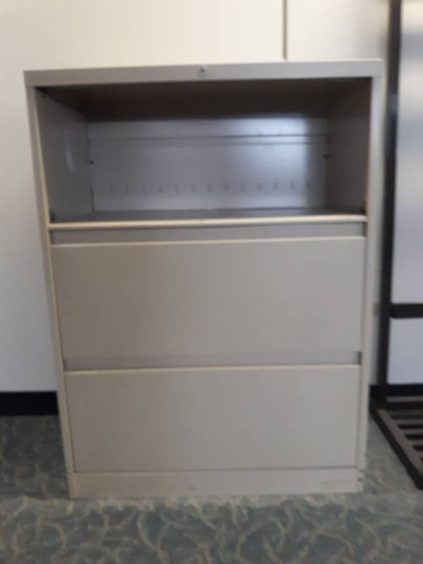 lot 8776 image: 3 Drawer Lateral Filing Cabinet