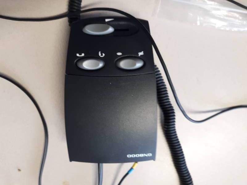 lot 8792 image: Headset and Answering Machine