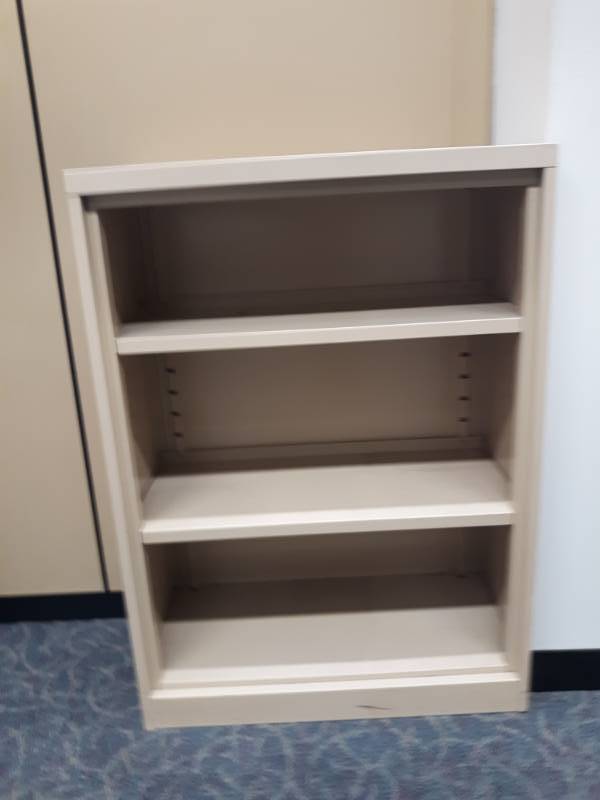 lot 8821 image: 3 Shelf Metal Bookcase