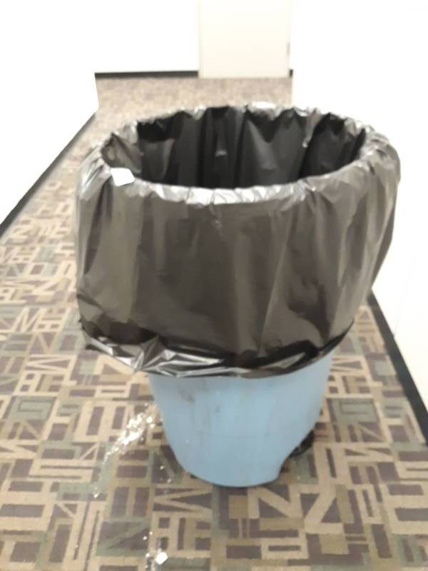 lot 8927 image: Rolling Trash Bin