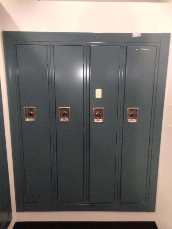 lot 8719 image: Bank of Single Full Sized Lockers