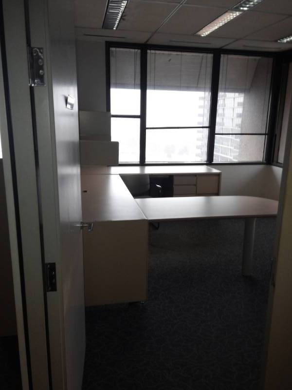 lot 8742 image: U Shaped Cubicle w Chairs, Hutch, Filing Cabinet
