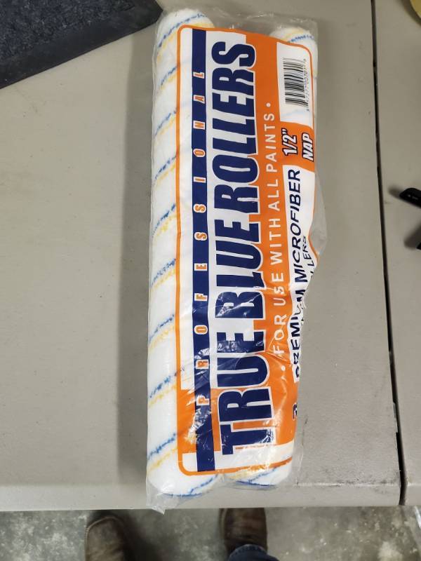 lot 16140 image: 18 Inch Microfiber Rollers - 3 Pack