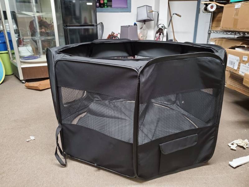 lot 16223 image: Portable Pet Playpen