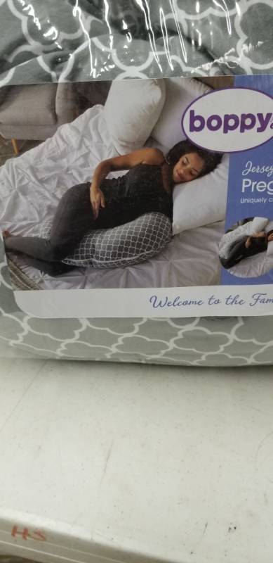 lot 16247 image: boppy pregnancy support pillow