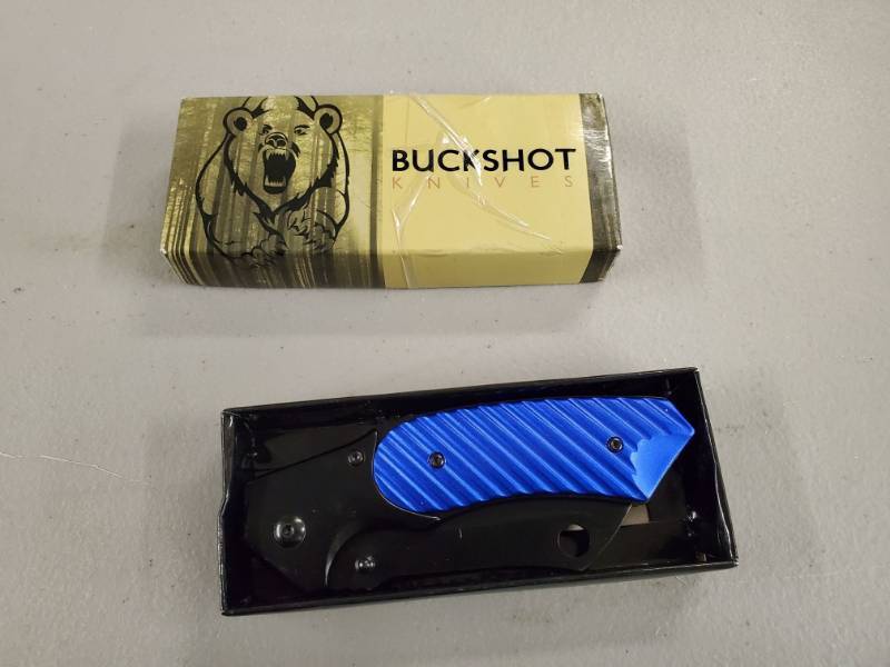 lot 16303 image: Buckshot Folding Knife