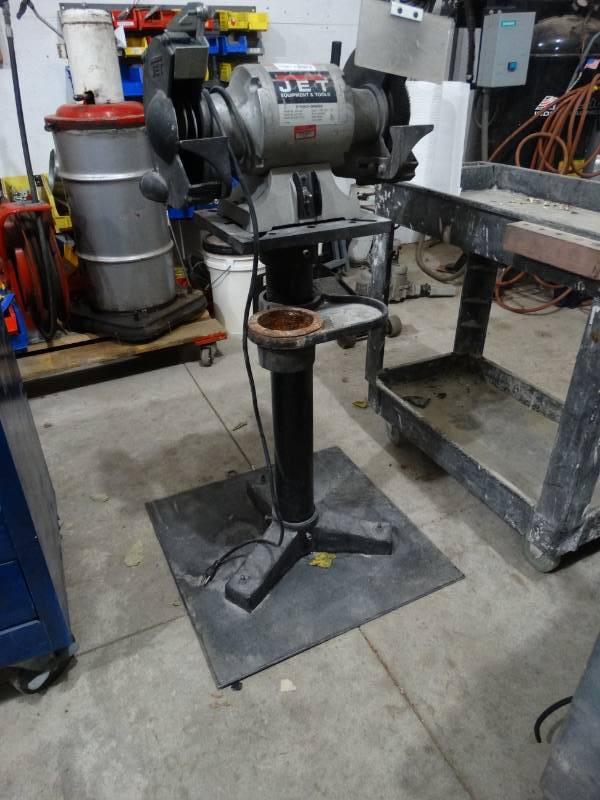 lot 4149 image: Jet 8 bench grinder on heavy duty pedestal stand