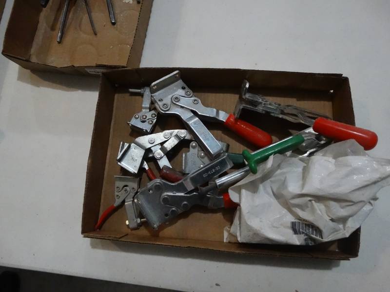 lot 4191 image: Lot of Carr Lane clamps-