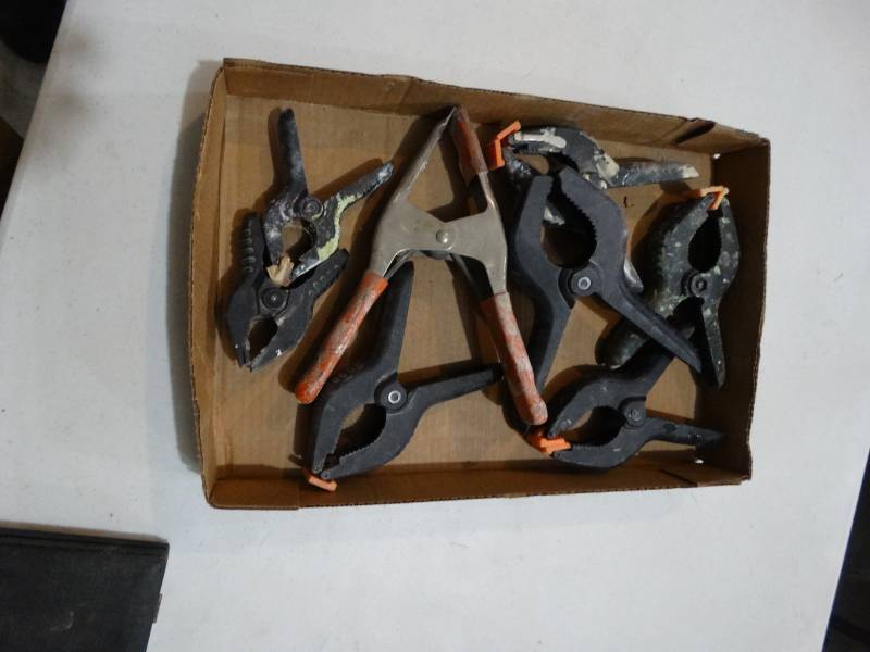 lot 4194 image: Lot of assorted clamps