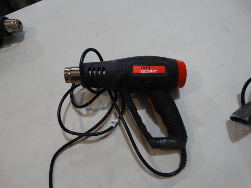 lot 4196 image: Drill master dual temp electric heat gun