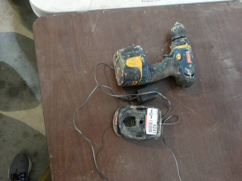 lot 4241 image: Ryobi cordless drill w battery & charger